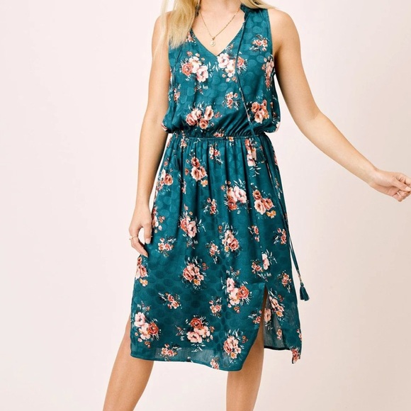 lovestitch Dresses & Skirts - Lovestitch Teal Floral Midi Dress
